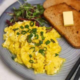 Scrambled Eggs With Cottage Cheese