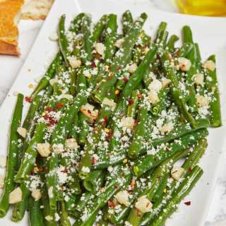 Garlic-Parmesan Green Beans
