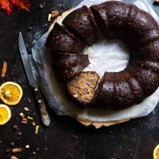 Mulled Red Wine Cake