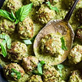 Paleo Turkey Meatballs with Pesto