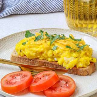 How To Make Scrambled Eggs In An Air Fryer