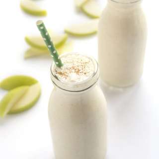 Best Apple Pie Protein Smoothie