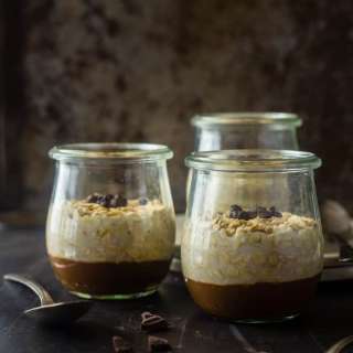 Vegan Chocolate Overnight Oats