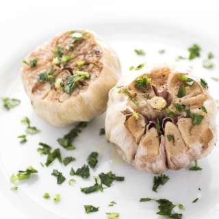 How to Roast Garlic Cloves In The Oven