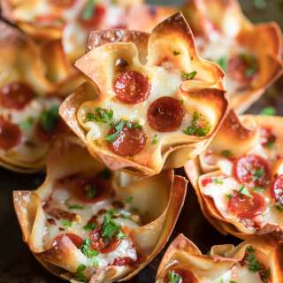 Wonton Pizza Cups