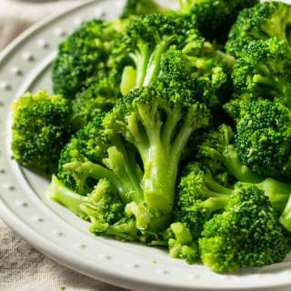 Steamed Garlic Broccoli Recipe