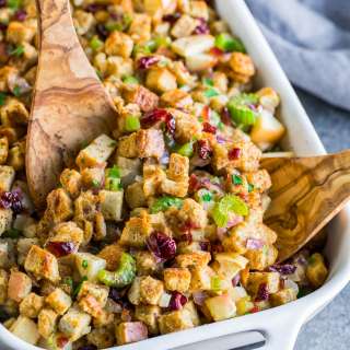 Baked Apple Cranberry Stuffing