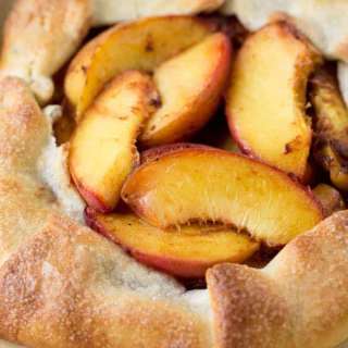 Peach Crostata