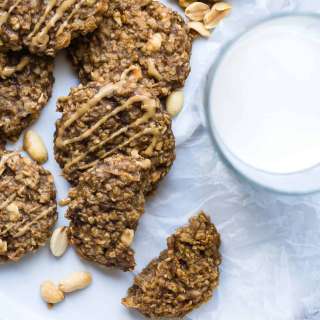 Easy Peanut Butter Oatmeal Banana Cookies