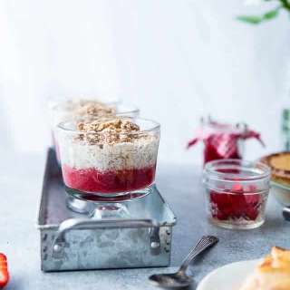 Strawberry Rhubarb Vegan Overnight Oats