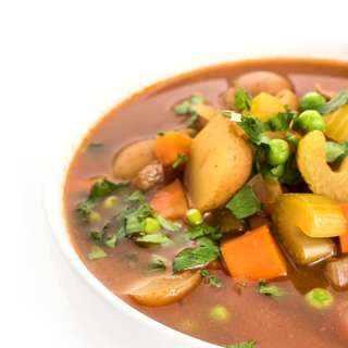 Slow Cooker Vegetable Beef Soup