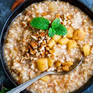 Instant Pot Apple Cinnamon Oatmeal