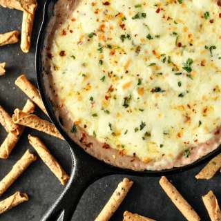 Skillet Black Bean Queso Dip