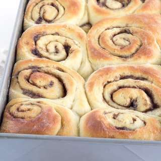 Gooey Overnight Cinnamon Rolls