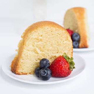 Vanilla Pound Cake