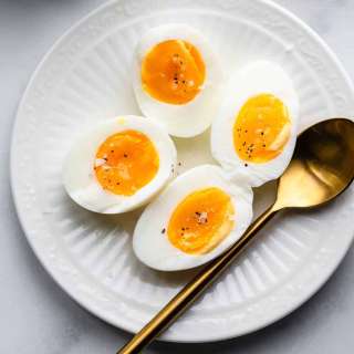 Soft-Boiled Eggs in Microwave