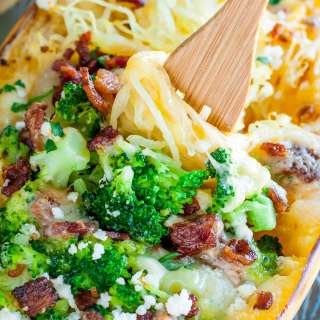 Cheesy Bacon Broccoli Spaghetti Squash