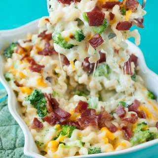 Bacon Broccoli Mac and Cheese