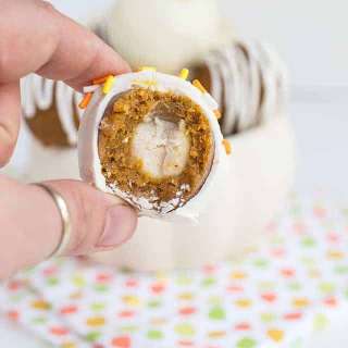 Pumpkin White Chocolate Cake Pops