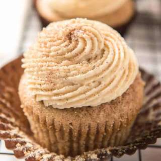 Brown Butter Snickerdoodle Cupcakes