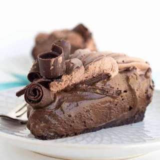 Mile High Chocolate Cream Pie