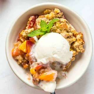 Peach Crumble