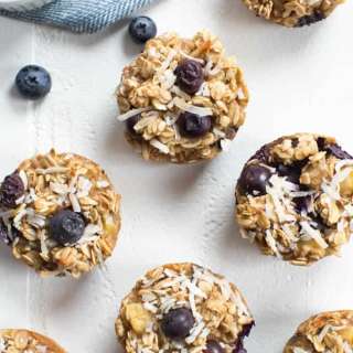 Baked Oatmeal Cups with Blueberries