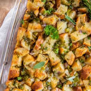 Easy Thanksgiving Stuffing