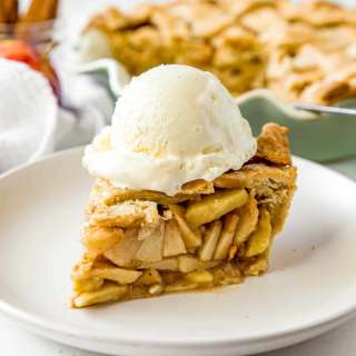 Easy Apple Pie (Vegan and Gluten Free Options)