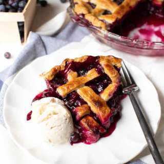 Easy Blueberry Pie