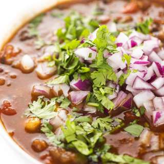Easy Slow Cooker Beef Chili
