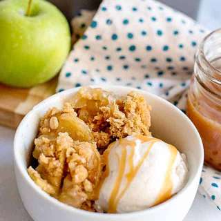 Caramel Apple Crisp