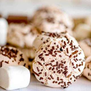 Hot Cocoa Meringue Cookies