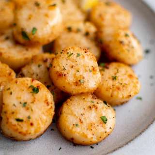 Broiled Scallops
