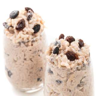 Old Fashioned Creamy Rice Pudding With Raisins