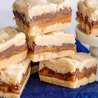 Chocolate Caramel Shortbread Bars