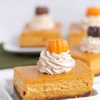 Pumpkin Cheesecake Bars