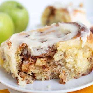 Apple Cinnamon Rolls