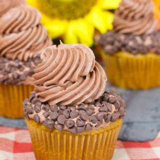 Pumpkin Chocolate Chip Cupcakes