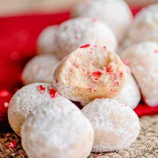 Peppermint Snowball Cookies