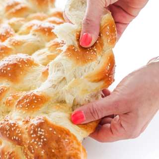 Shabbat Challah Bread (With Video)
