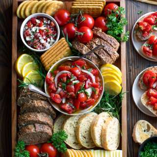 Easy Bruschetta Board