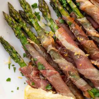 Easy Baked Prosciutto Wrapped Asparagus