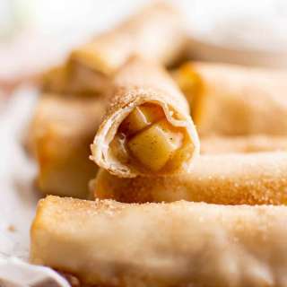 Baked Apple Pie Egg Rolls