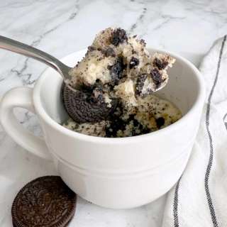 Oreo and Cream Mug Cake