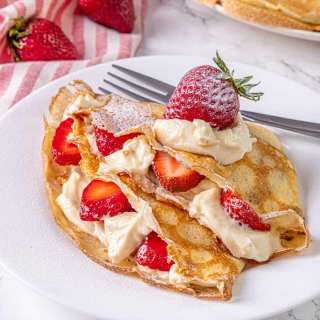 Strawberry Crêpes
