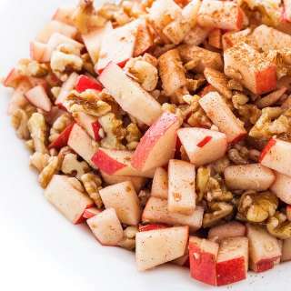 Charoset (Apple and Walnut Salad)