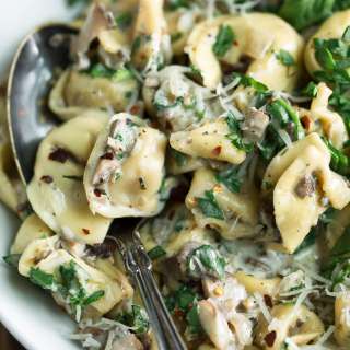 Creamy Mushroom and Spinach Tortellini