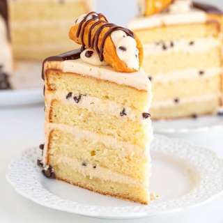 Cannoli Cake