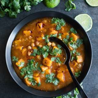 Instant Pot Spicy Moroccan Sweet Potato Soup